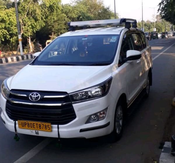 Taxi Service in Delhi